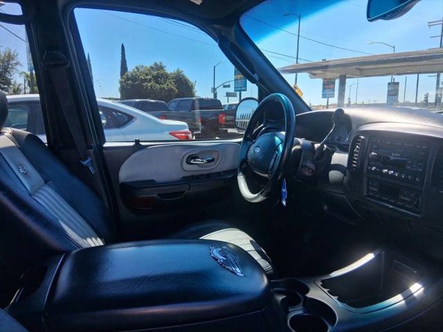 2003 Ford F-150 LARIAT