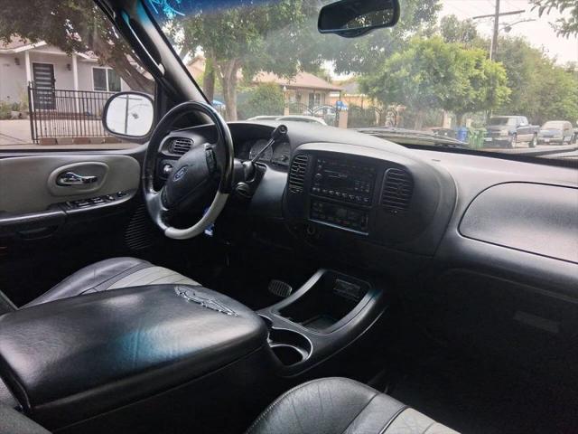 2003 Ford F-150 LARIAT