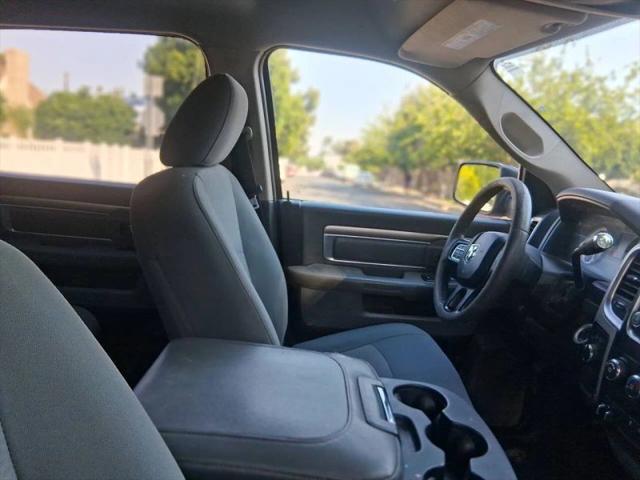 2017 Ram 2500 SLT Crew Cab 4x4 8' Box