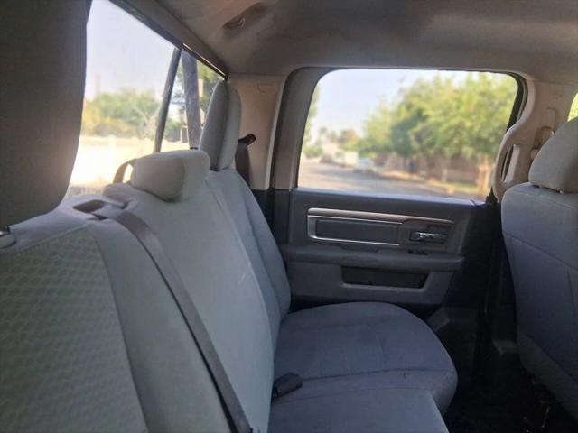 2017 Ram 2500 SLT Crew Cab 4x4 8' Box