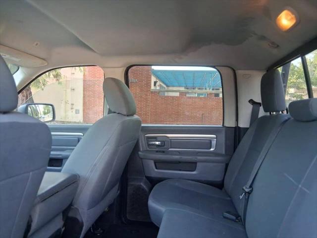 2017 Ram 2500 SLT Crew Cab 4x4 8' Box