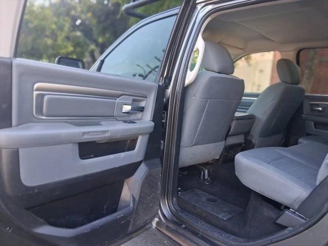 2017 Ram 2500 SLT Crew Cab 4x4 8' Box
