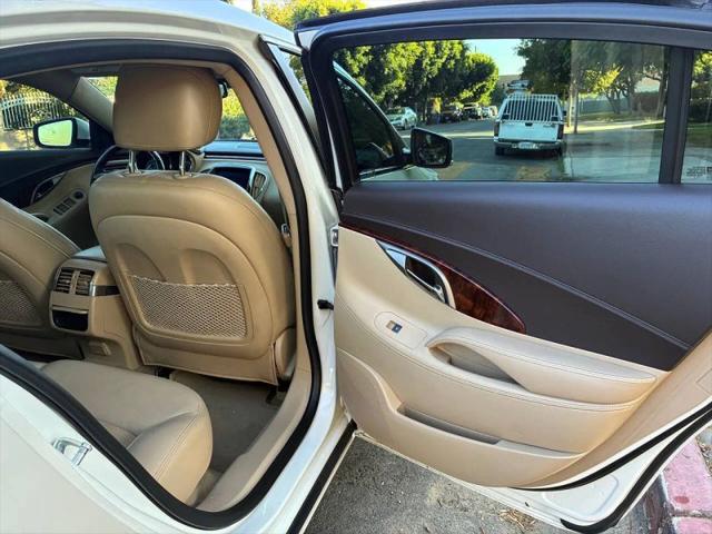 2011 Ford Fiesta SES