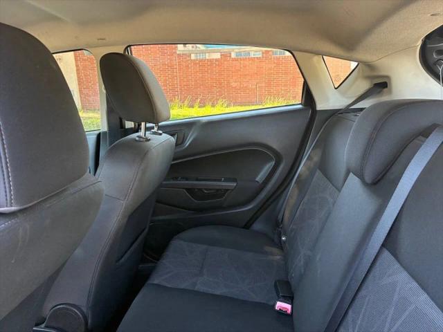 2011 Ford Fiesta SES
