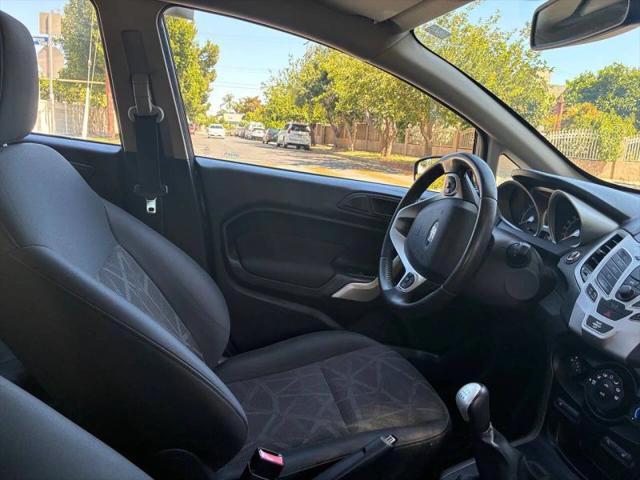 2011 Ford Fiesta SES