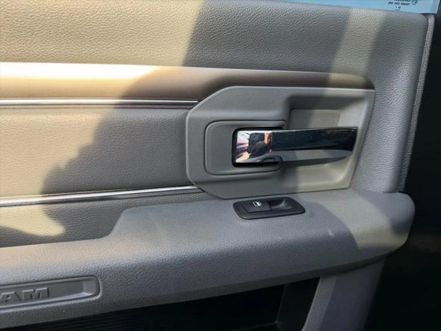 2020 Ram 1500 SLT Crew Cab 4x2 64 Box