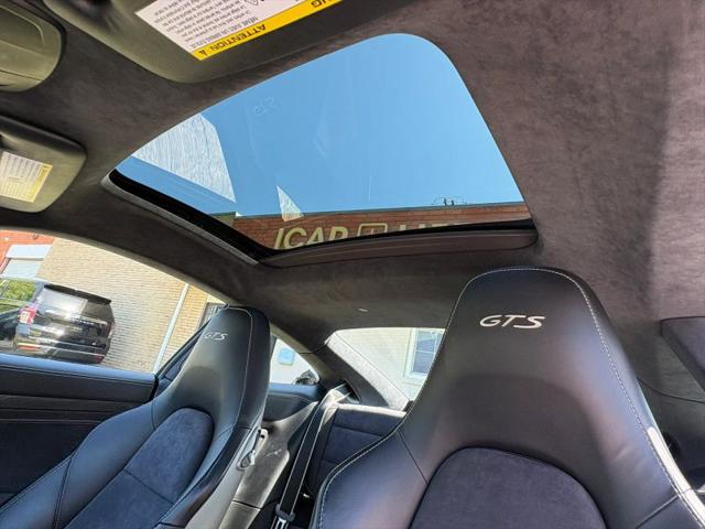 2016 Porsche 911 Carrera GTS