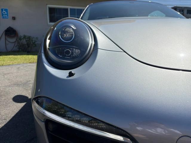 2016 Porsche 911 Carrera GTS