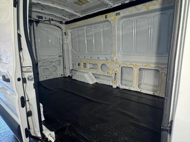 2021 Ford Transit Cargo Van Medium Roof w/LWB