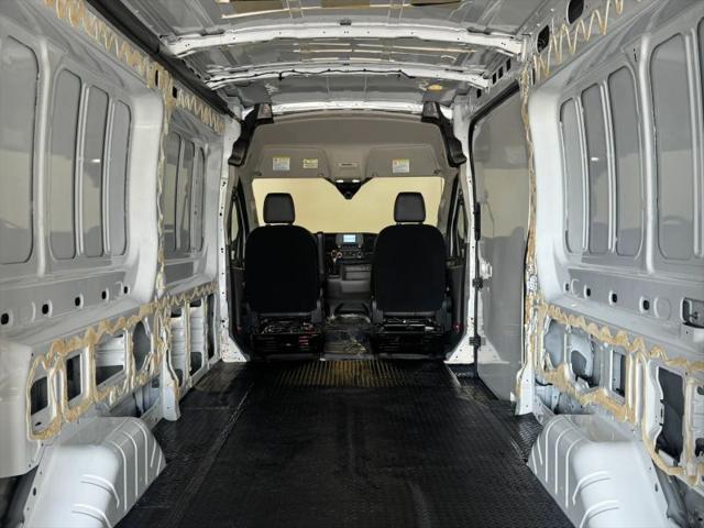 2021 Ford Transit Cargo Van Medium Roof w/LWB
