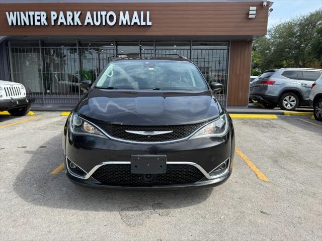 2017 Chrysler Pacifica Touring-L Plus