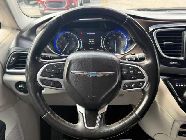 2017 Chrysler Pacifica Touring-L Plus