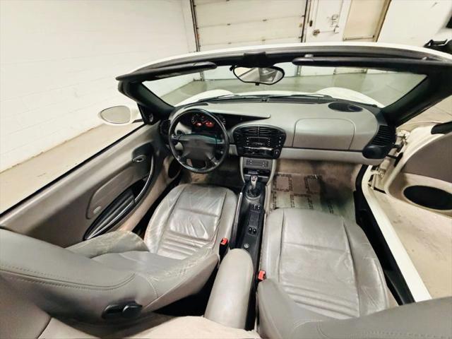 2000 Porsche Boxster Base