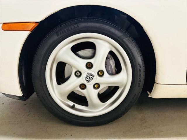 2000 Porsche Boxster Base