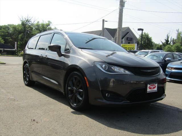 2018 Chrysler Pacifica Touring L Plus for sale in Manassas, VA