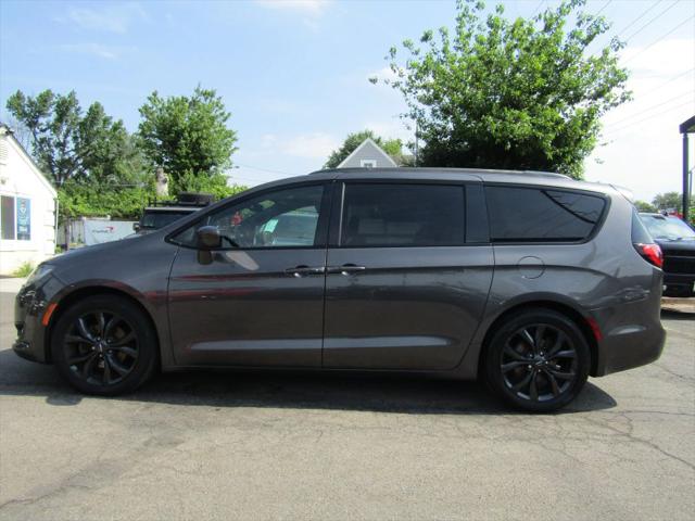 2018 Chrysler Pacifica Touring L Plus