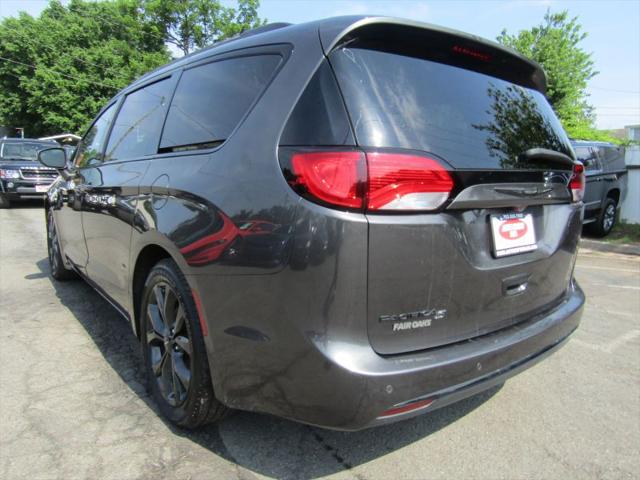 2018 Chrysler Pacifica Touring L Plus