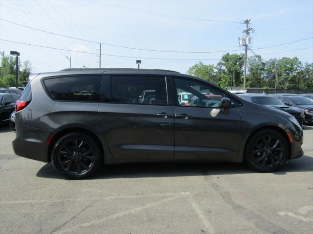 2018 Chrysler Pacifica Touring L Plus