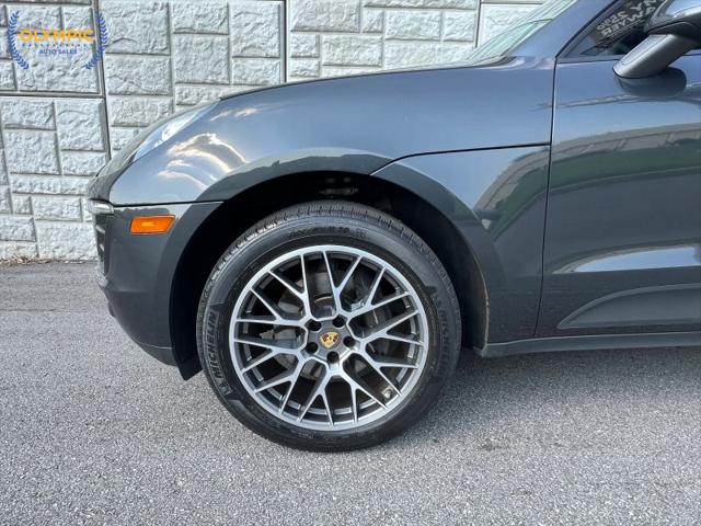 2018 Porsche Macan Base