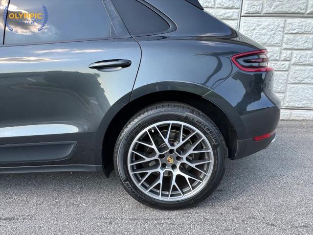 2018 Porsche Macan Base