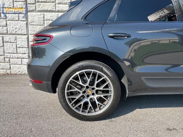 2018 Porsche Macan Base