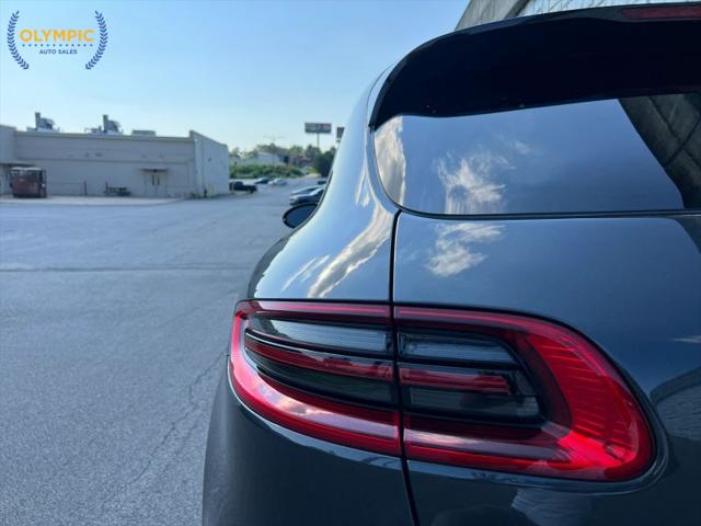 2018 Porsche Macan Base