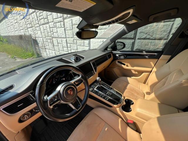 2018 Porsche Macan Base