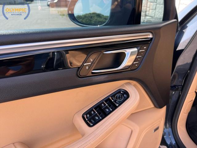 2018 Porsche Macan Base