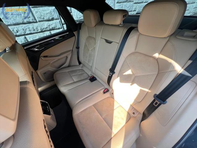 2018 Porsche Macan Base