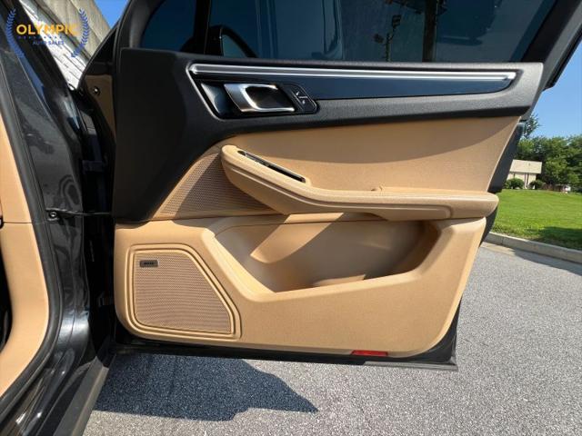 2018 Porsche Macan Base