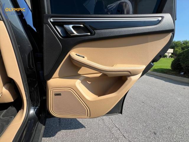 2018 Porsche Macan Base