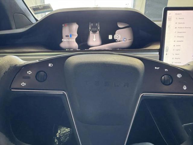 2023 Tesla Model X Standard Range