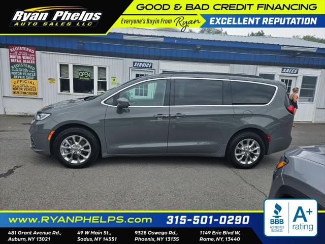 2022 Chrysler Pacifica Touring L AWD