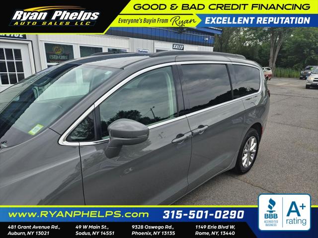 2022 Chrysler Pacifica Touring L AWD