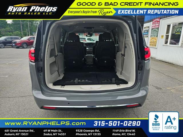 2022 Chrysler Pacifica Touring L AWD