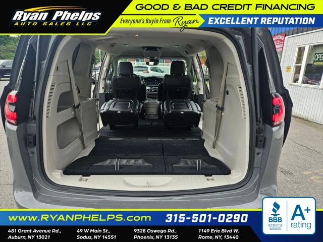 2022 Chrysler Pacifica Touring L AWD
