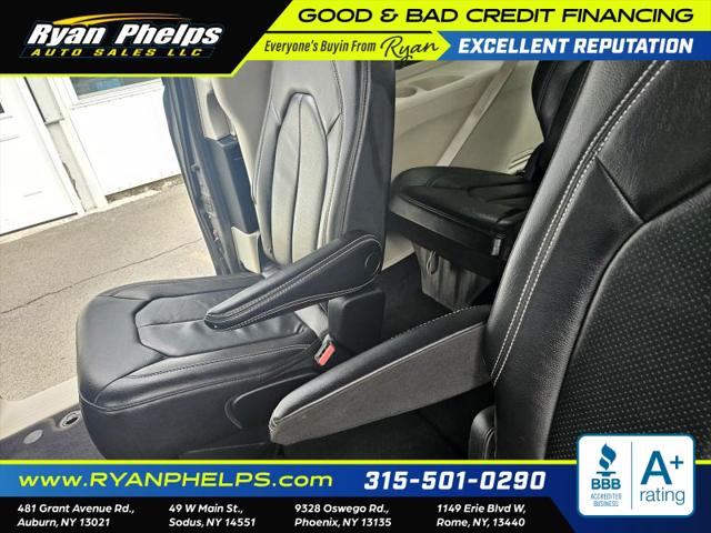 2022 Chrysler Pacifica Touring L AWD