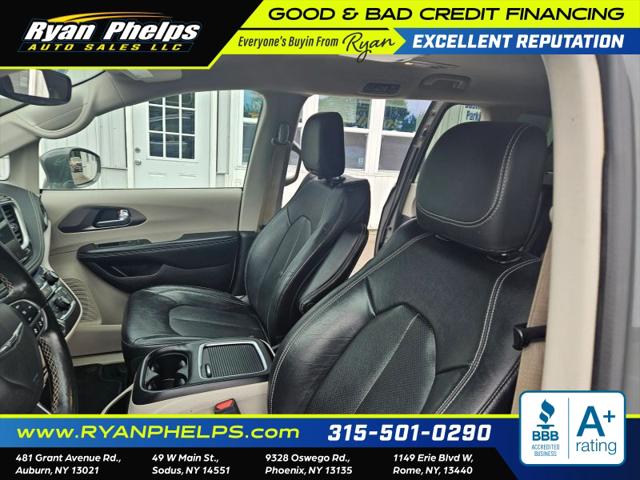 2022 Chrysler Pacifica Touring L AWD