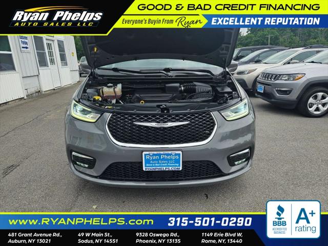 2022 Chrysler Pacifica Touring L AWD