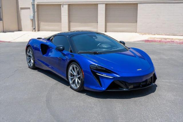 2025 McLaren Artura TechLux for sale in Sherman Oaks, CA