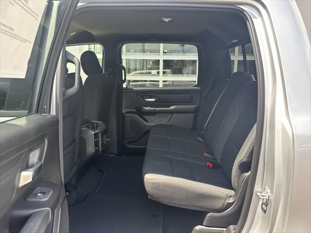 2026 Ram 1500 Express Crew Cab 4x4 5'7" Box