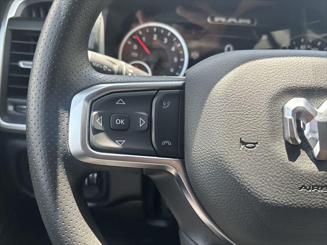 2026 Ram 1500 Express Crew Cab 4x4 5'7" Box