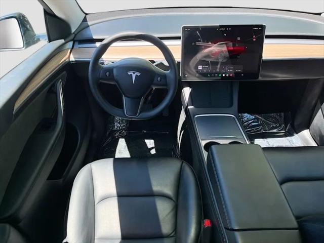 2025 Tesla Model Y Long Range Dual Motor All-Wheel Drive
