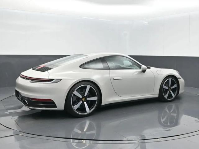 2020 Porsche 911 Carrera S