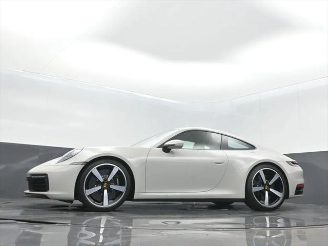 2020 Porsche 911 Carrera S