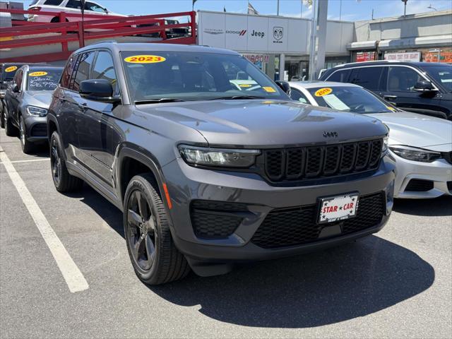 2023 Jeep Grand Cherokee Altitude 4x4 for sale in Queens Village, NY