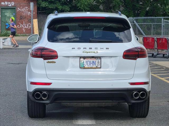 2017 Porsche Cayenne E-Hybrid S Platinum Edition