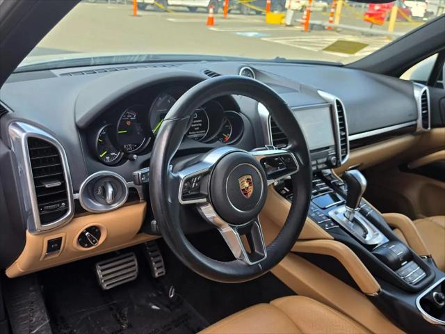 2017 Porsche Cayenne E-Hybrid S Platinum Edition