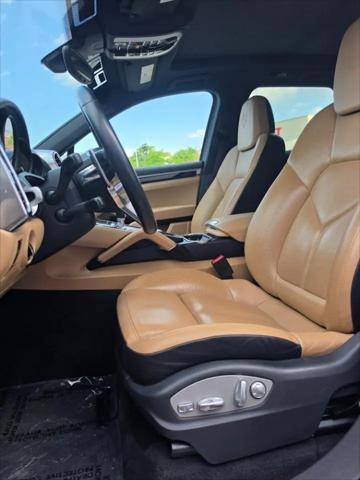 2017 Porsche Cayenne E-Hybrid S Platinum Edition