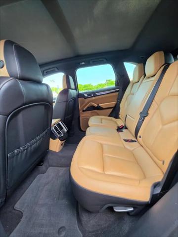 2017 Porsche Cayenne E-Hybrid S Platinum Edition